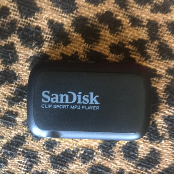 SanDisk clip sport MP3 player - Picture 3 of 5